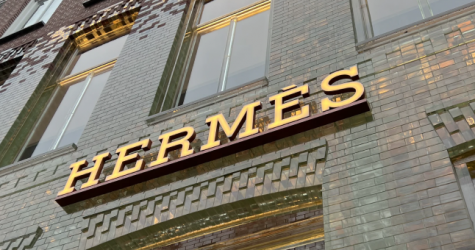 Продажи Hermès в четвертом квартале выросли на 23%