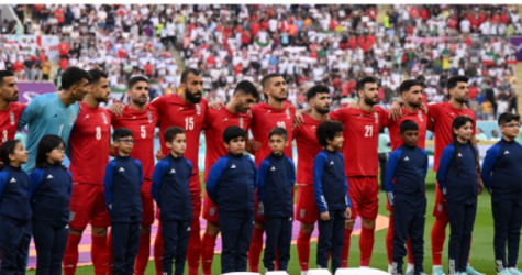 Футболисты сборной Ирана в знак протеста не спели гимн страны перед матчем ЧМ-2022