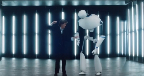 Пол МакКартни станцевал с роботом