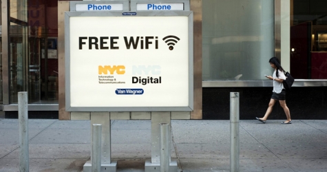В Нью-Йорке таксофоны превратятся в wi-fi будки