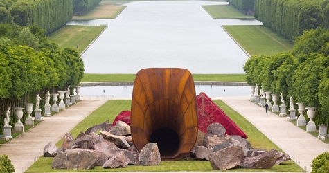 Почему Аниш Капур называет французов нетерпимыми?