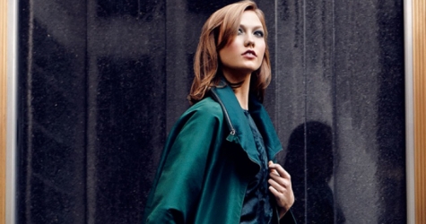 Карли Клосс в съемке Neiman Marcus