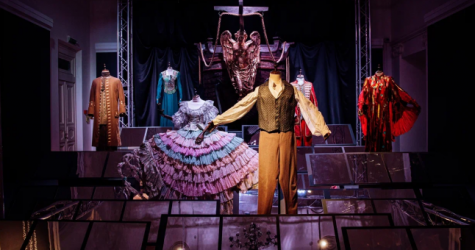 Выставка к 90-летию Марка Захарова открылась в РОСИЗО