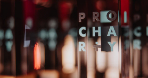 Иван Ургант стал ведущим церемонии вручения премии интеллектуального волонтерства ProCharity