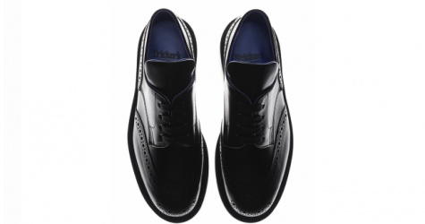 Burberry выпустит ботинки в коллаборации с Tricker's