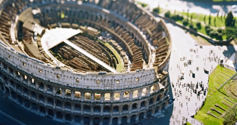 Колизей: из памятника архитектуры в театр