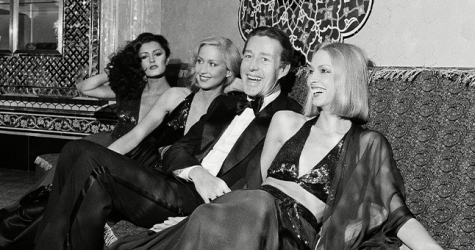 Шляпа Джеки Кеннеди и платья «Студии 54». 5 ключевых вещей Роя Холстона