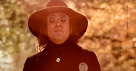 Джон Леннон гуляет по осеннему Нью-Йорку в клипе «Mind Games»