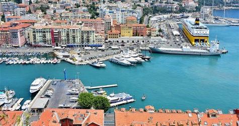 9 причин отправиться в Ниццу