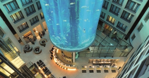 Самый большой аквариум в Radisson SAS Hotel Berlin