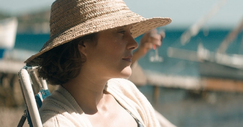 Луи Гаррель и Марион Котийяр в трейлере «Иллюзия любви»