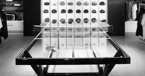 Стеклянный стол TravisMathew для пинг-понга