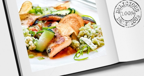 Блюдо недели: филе камбалы с граните из малосольных огурцов от Антона Абрезова