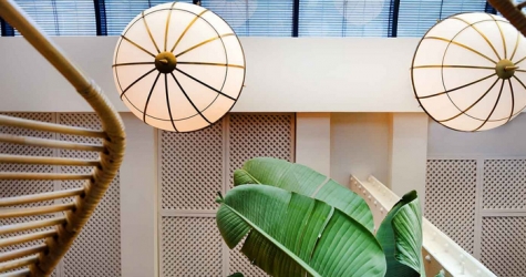 Смешать все стили — получить барселонский: отель Cotton House Hotel