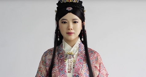 Робот-гуманоид провел свое первое интервью