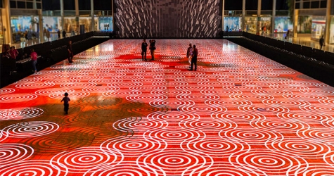 Ковер-калейдоскоп Мигеля Шевалье в Милтон-Кинсе