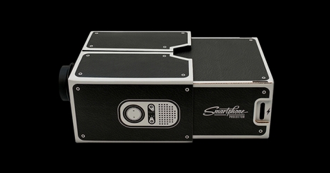 Картонный проектор для смартфона