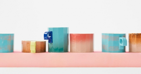 Acne Studios выпустил кружки и пледы по мотивам своих шарфов