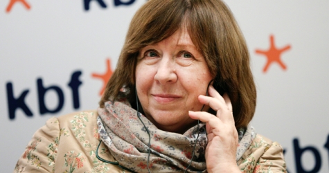 Лауреат Нобелевской премии Светлана Алексиевич совершила каминг-аут