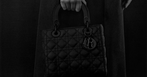 Dior выпустил полностью черную сумку Lady Dior