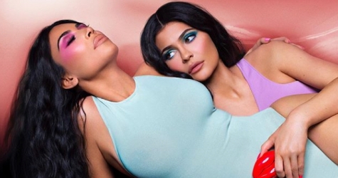 Ким Кардашьян и Кайли Дженнер назвали точную дату выхода совместной линии ароматов