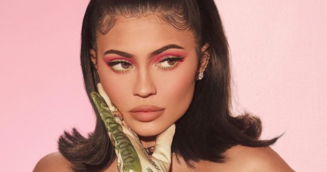 Кайли Дженнер выпустит новую бьюти-коллекцию в честь своего 22-летия
