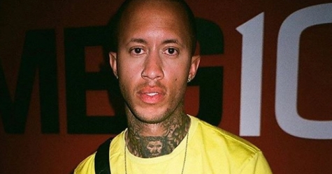 Фотографа Арианы Гранде и Ким Кардашьян обвинили в сексуальных домогательствах