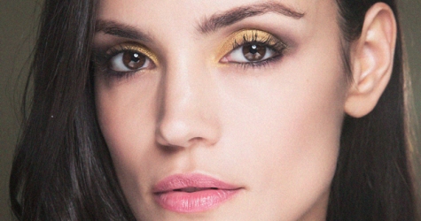 Как повторить золотые смоки с показа Pamella Roland