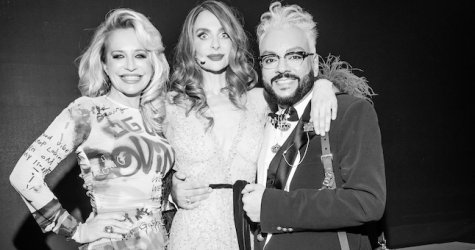 Как прошла премьера шоу «Абсолютно нага» в театре Crave