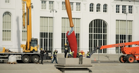 У пространства «ГЭС-2» поставили новую скульптуру