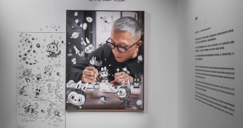 В Шанхае проходит выставка в честь 10-летия лабубу