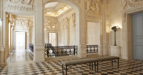 Jacquemus покажет следующую коллекцию в парижском Музее Пикассо