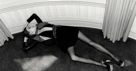 Рекламу Saint Laurent запретили за пропаганду анорексии