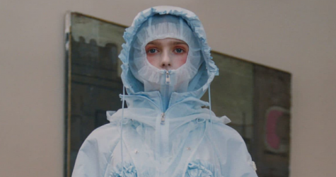 Современные доспехи — какие они? Маски, капюшоны и другая защита в мудборде BURO.