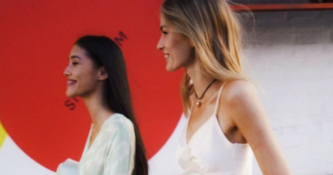 2Mood показал капсулу коктейльных платьев