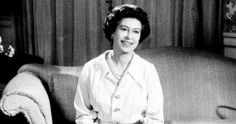 «Как бы ни темна была смерть, свет и жизнь сильнее»: 20 цитат Елизаветы II о любви и будущем