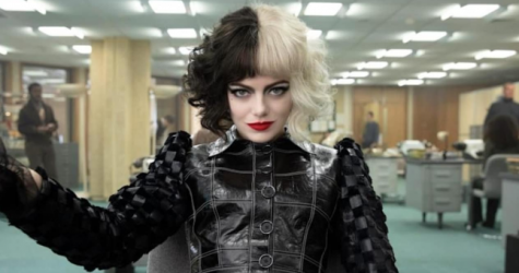 От Вествуд до Маккуина. Что стоит за образами Круэллы — диснеевской злодейки в исполнении Эммы Стоун