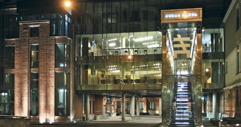 Александринский театр представит спектакль о подростках в WhatsApp