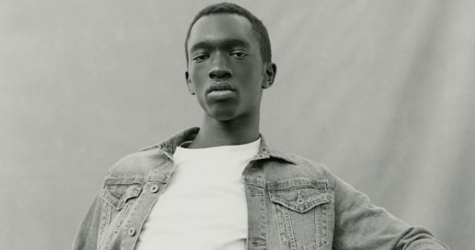 Лондонский художник снял поэтичный фильм о влиянии общества потребления на природу