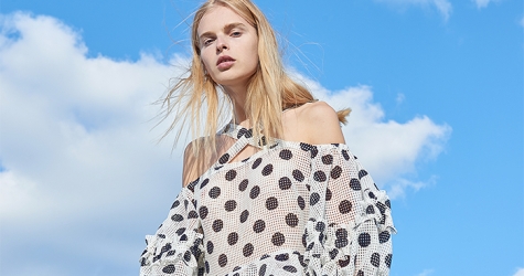 Какое небо голубое: лукбук весенней коллекции Poustovit