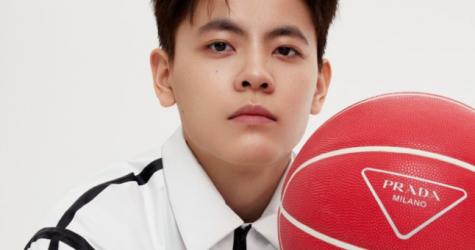 Prada назначил китайскую баскетболистку Ян Шую амбассадором