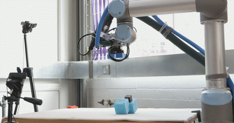 Круг замкнулся: под руководством кембриджских ученых робот создал робота