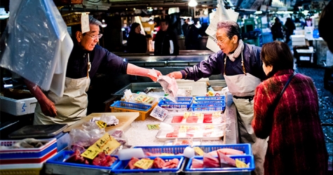 От колдовского до устричного: 10 самых удивительных рынков мира