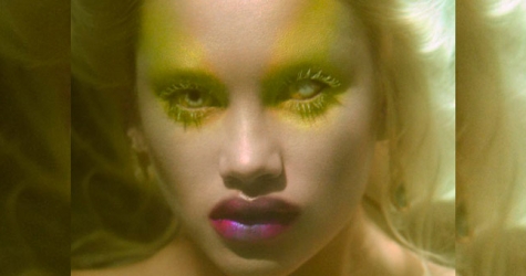 Byredo выпустил палетку теней Syren — внутри оливковый, фуксия и синий