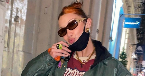 Белла Хадид сделала рыжую челку