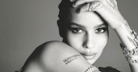 Зои Кравиц варит помаду в кастрюле для новой линии YSL Beauté