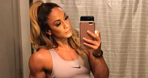 В Сети нашли двойника Дженнифер Лопес – это бодибилдер