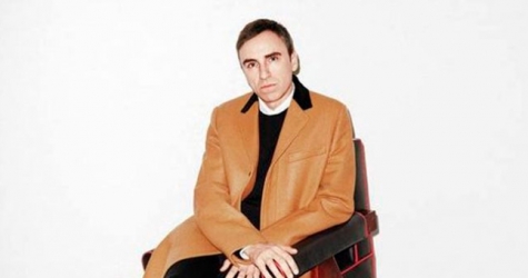 Раф Симонс может возглавить дизайн в Miu Miu