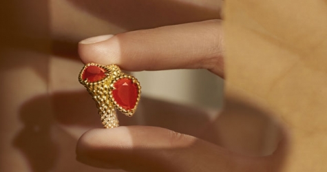 Boucheron выпустил украшения Serpent Bohème с сердоликом
