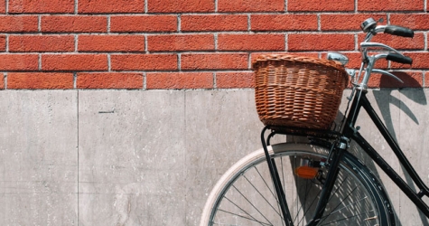 Россияне организовали архитектурную велоночь в Берлине в честь столетия Баухауса